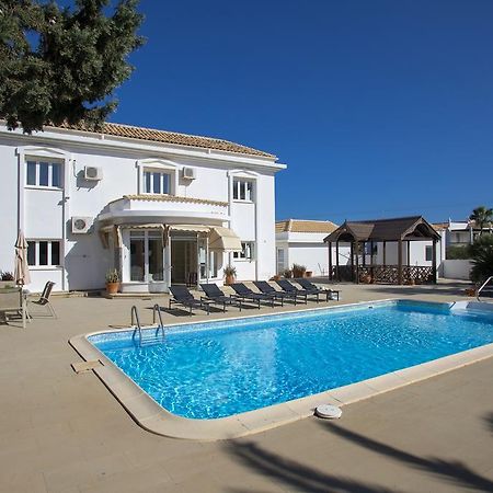 Villa Georgia Pernera المظهر الخارجي الصورة