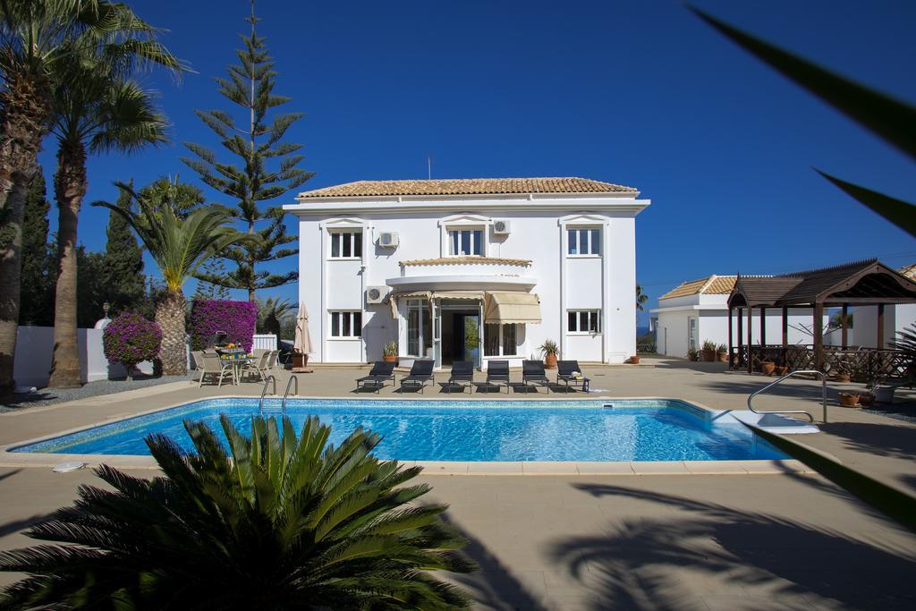 Villa Georgia Pernera المظهر الخارجي الصورة